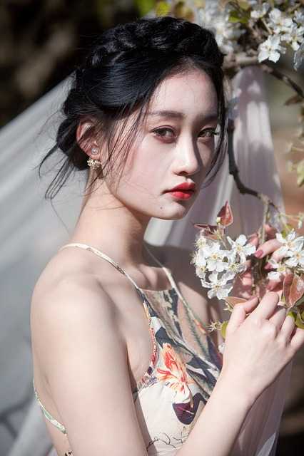 Bridal with flower
